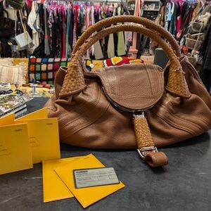 Authentic FENDI Spy Bag Borsa Nappa Leather brown Made in Italy Like New Satchel